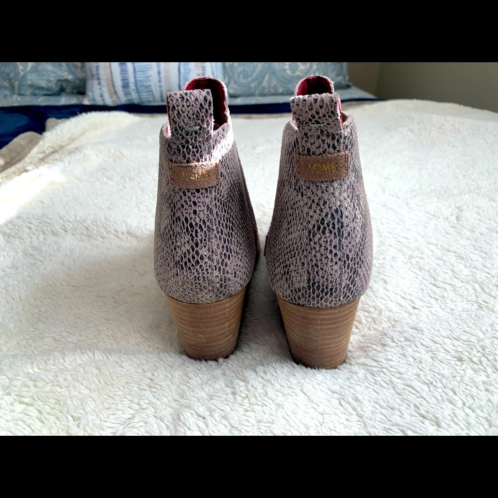 Toms Booties
